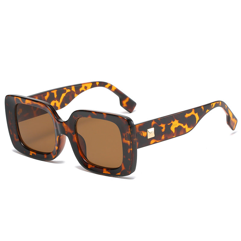 New Retro Square Large Frame Sunglasses Men And Women Trendy Metal Rice Nail Glasses