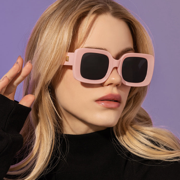 New Retro Square Large Frame Sunglasses Men And Women Trendy Metal Rice Nail Glasses